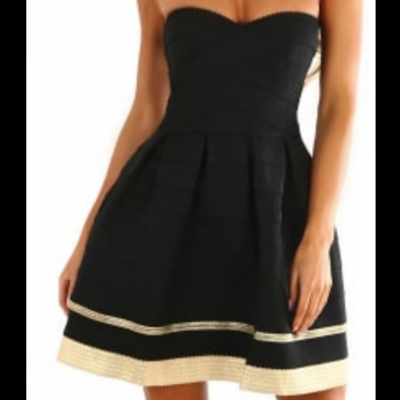 Sans Souci Dresses & Skirts - SANS SOUCI - Strapless Mini Dress